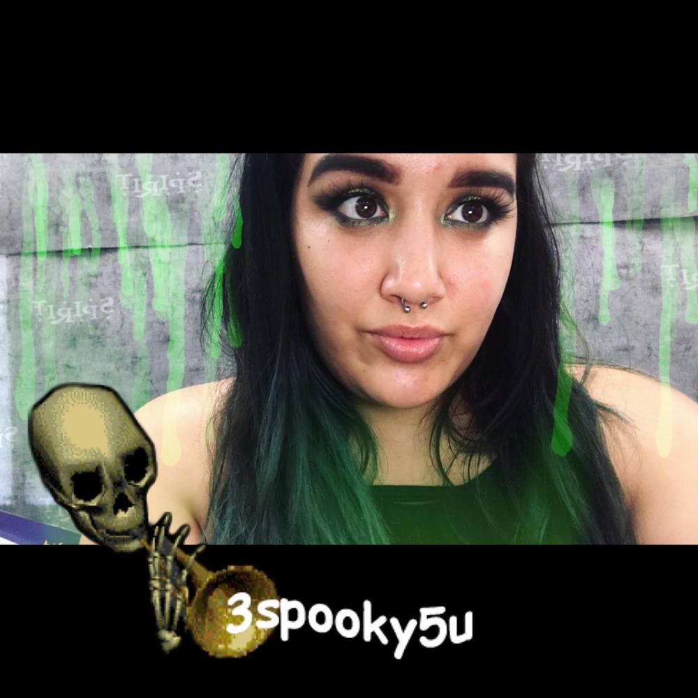 Meet your Posher, Adriana